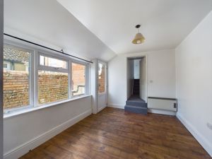 Lounge- click for photo gallery